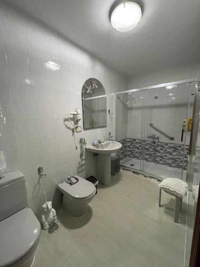Habitaciones A Casa De Pepe Tríacastela Exteriör bild